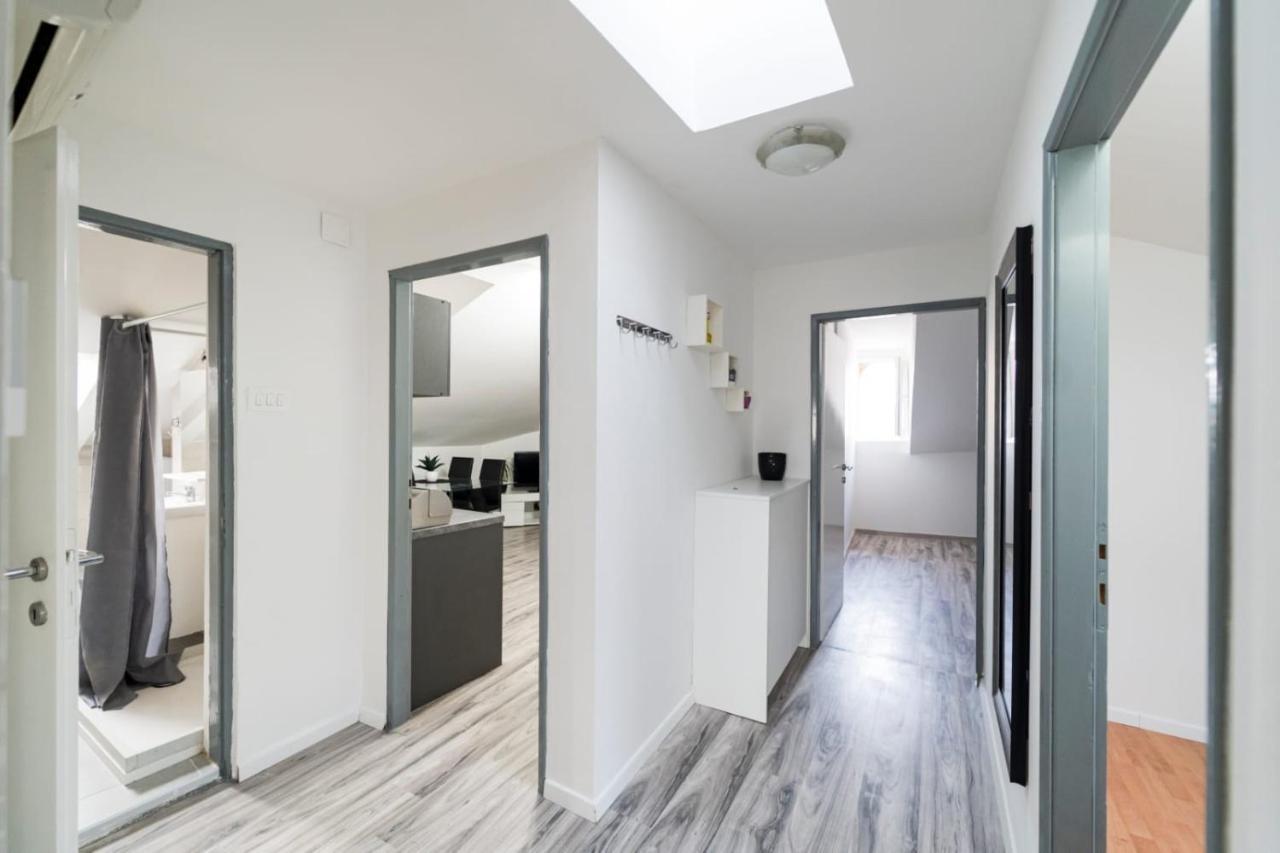 City Center Mayess Aparment Zadar Exterior photo